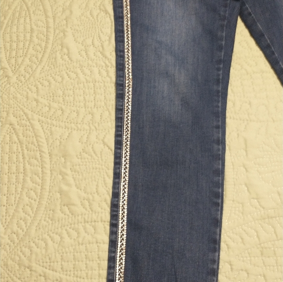 Zara ladies jeans, dark wash, size 8 USA, Rhinestone trim - Picture 3 of 7